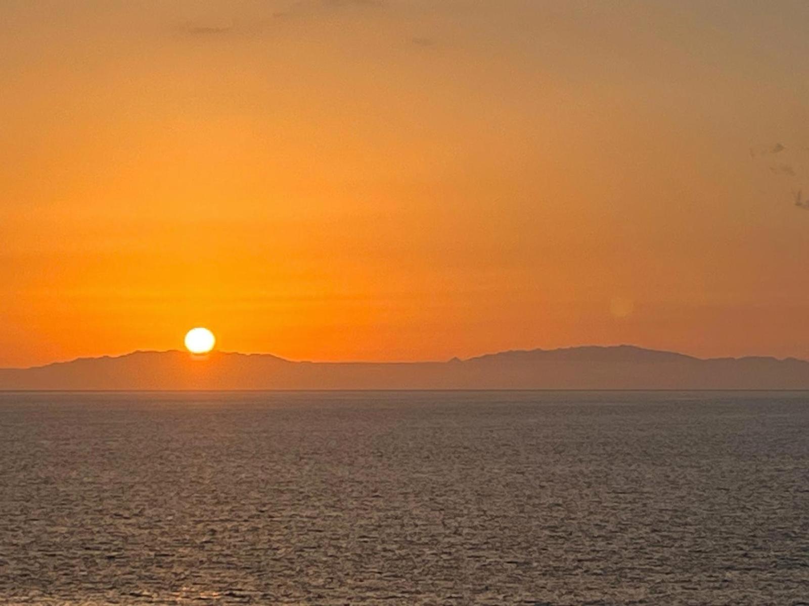 Sunset Arena Beach By Helloapartments Puerto de Santiago  Ngoại thất bức ảnh